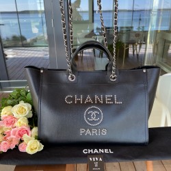 Chanel Deauville Medium