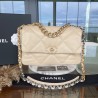 Chanel 19 Large