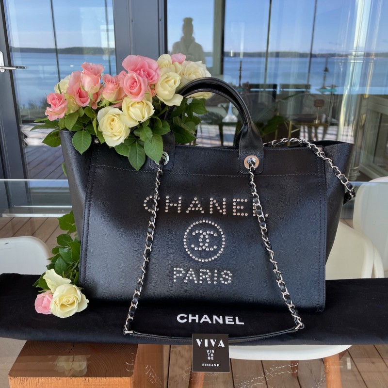 Chanel Deauville Medium Chanel Deauville Medium