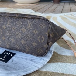 Louis Vuitton Neverfull PM tote